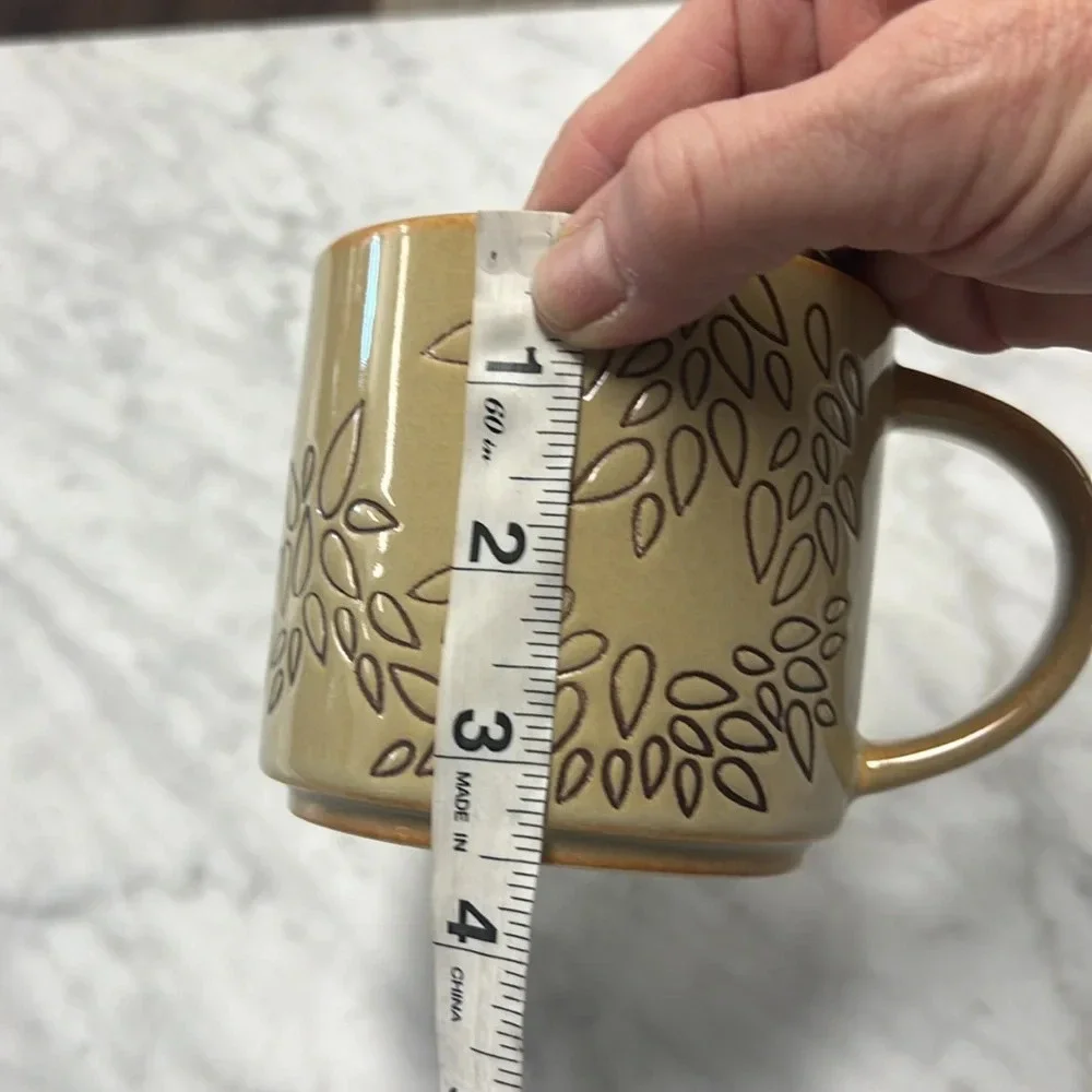 Starbucks Incise Leaf Mug in Tan and Brown Coffee Mug From 2013